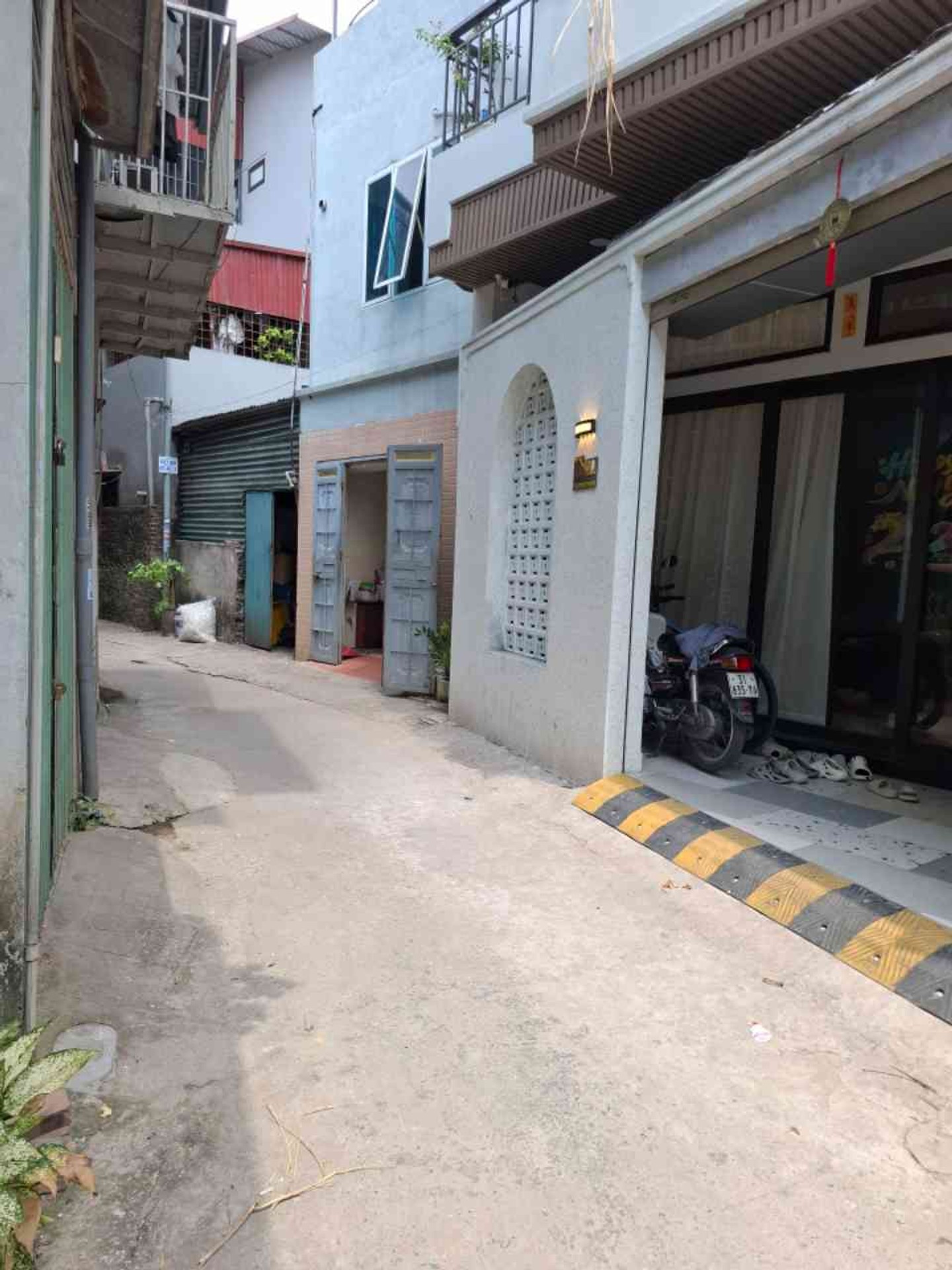 Bán nhà 3 tầng mới xây diện tích 78m2 tại Nguyễn Văn Cừ