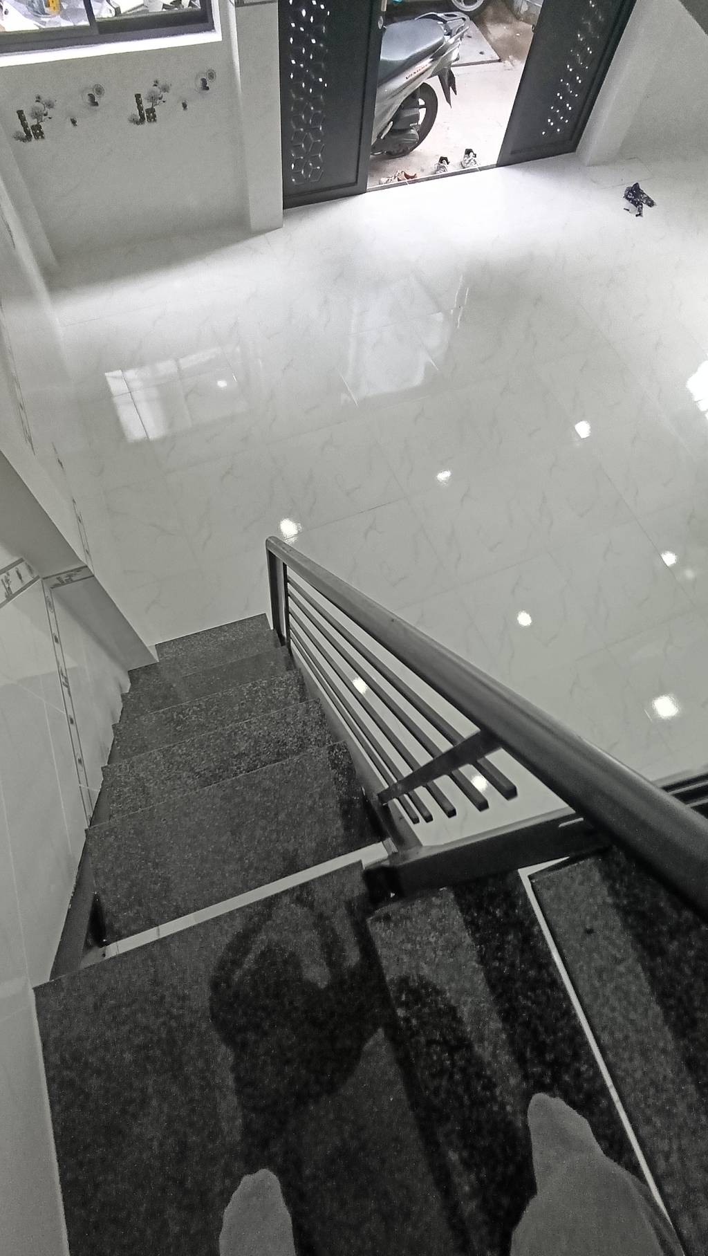 Bán nhà đẹp, gần mặt tiền phạm Hùng quận 8, 2tầng, hẻm rộng thông, chỉ nhỉnh 3tỷ