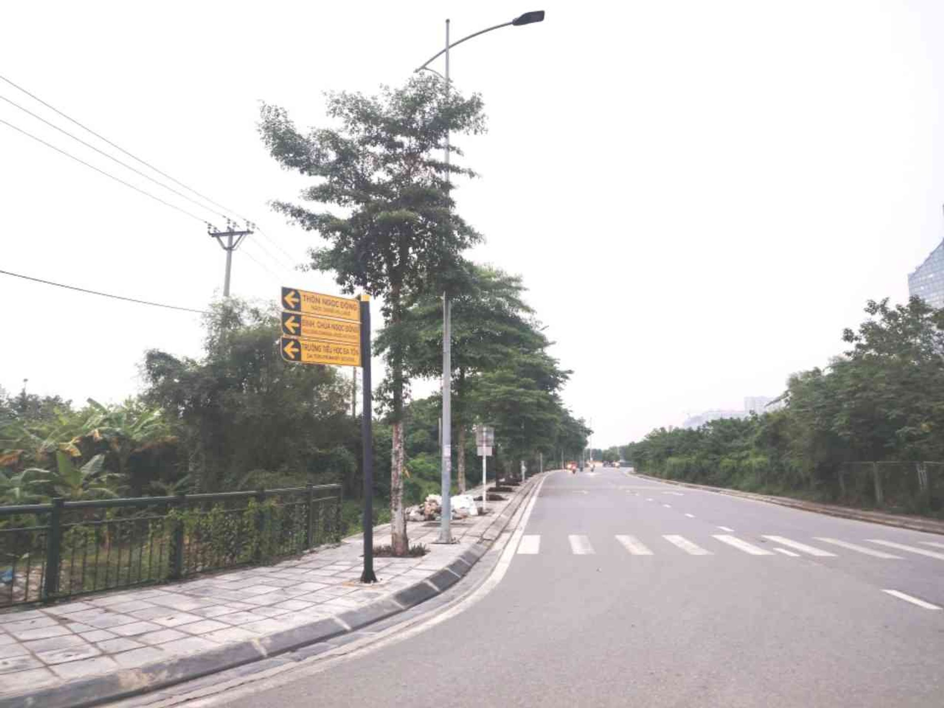 Bán gấp 51m2 đất thổ cư xã Bát Tràng, mặt tiền 4.3m, ngõ ô tô, gần Vinhomes Ocean Park nhỉnh 5 tỷ