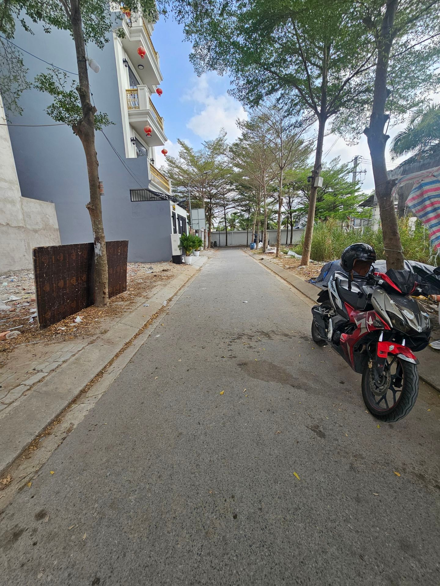 Bán đất lô góc 94m² hẻm xe hơi Lê Văn Lương, Nhà Bè