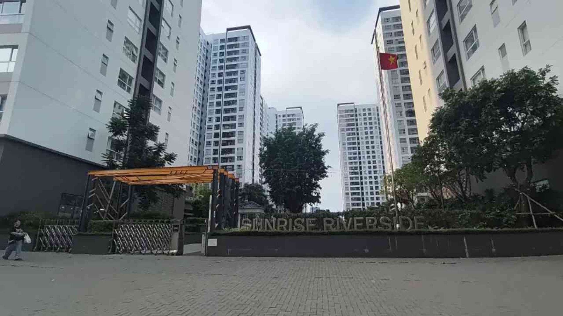 Căn hộ Sunrise Riverside 3PN view hồ bơi, full nội thất giá tốt