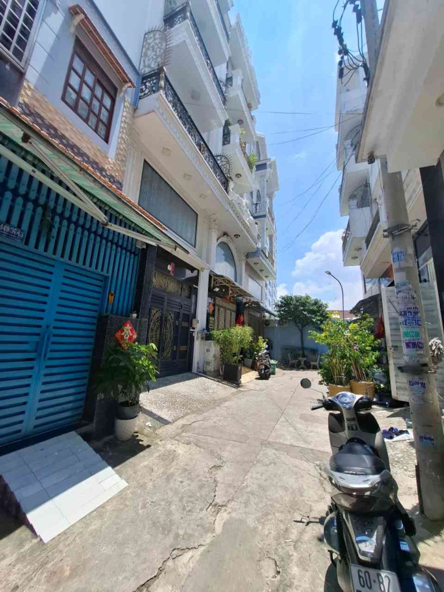 Bán nhà Hương Lộ 2 ngay Ngã tư 4 xã giáp Hòa Bình - Nhỉnh 3 tỷ ( TL )