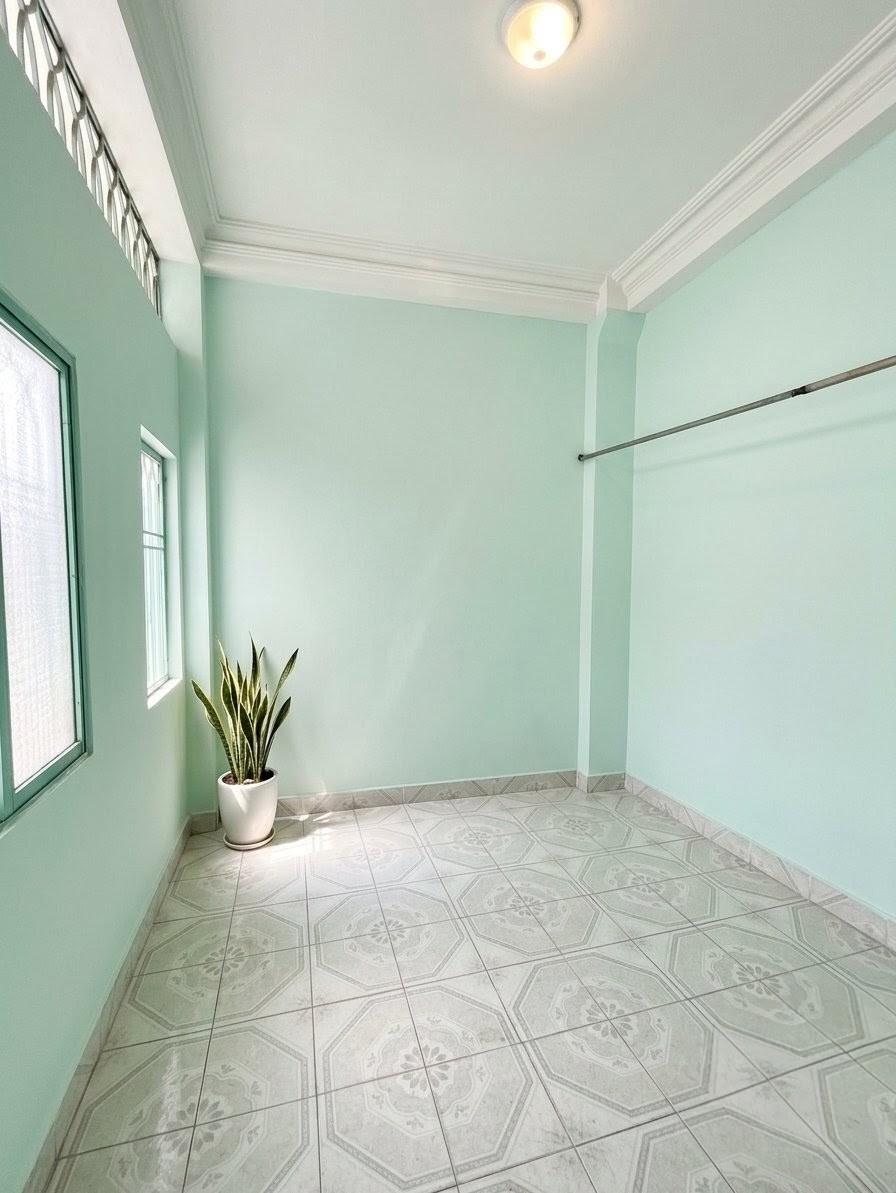 Nhà Tân Bình - Trần Văn Hoàng, 3 tầng ở ngay - KD đa dạng - dài 9m - 75m2 - hơn 4 tỷ.