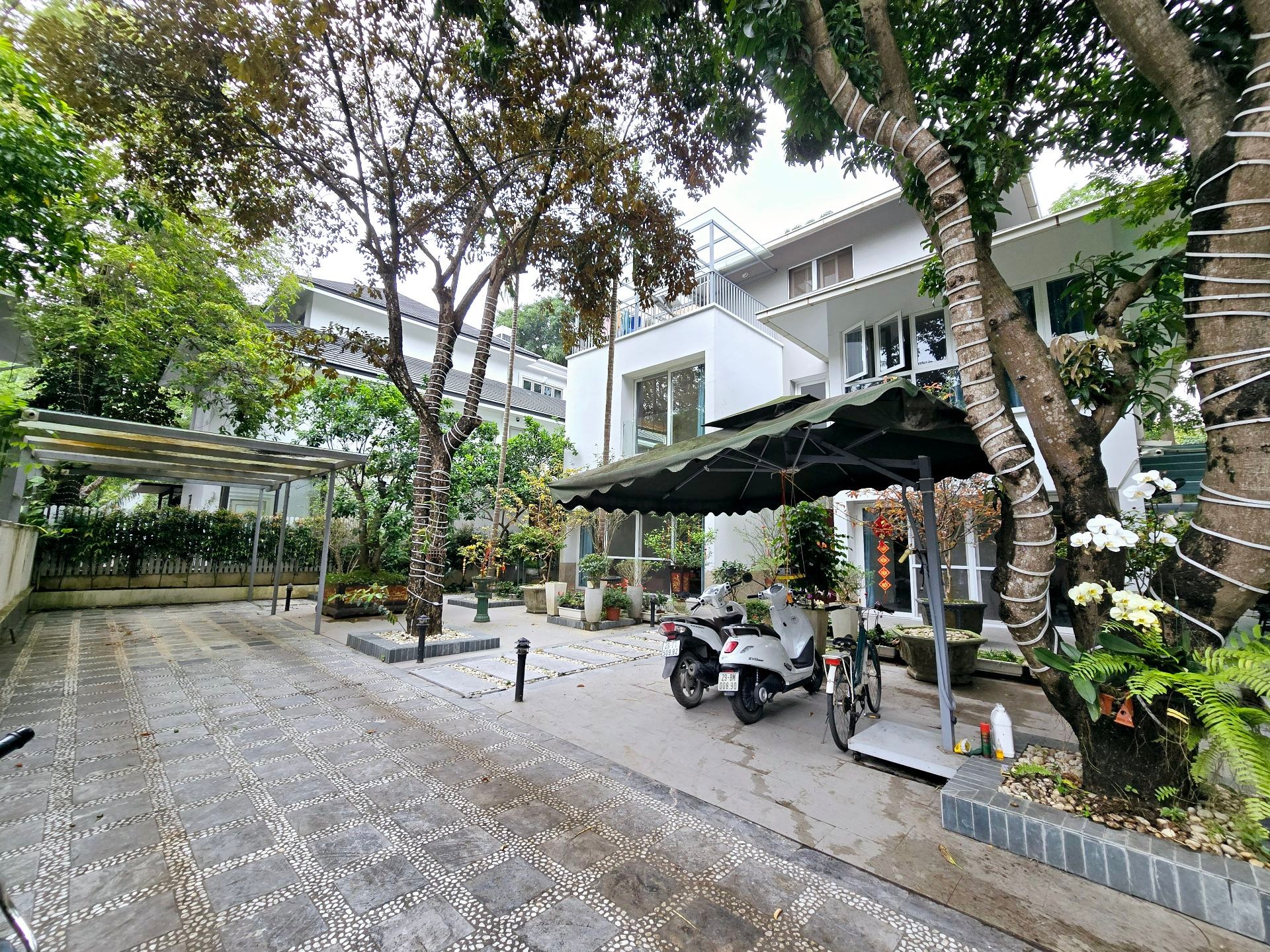 Biệt thự đơn lập Ecopark – Sống thỏa thích giữa thiên nhiên xanh
