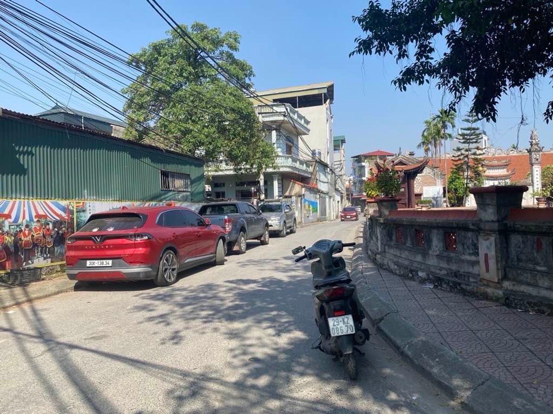 Nhà rộng, ô tô vào tận nơi, tặng giấy phép xây dựng 7 tầng