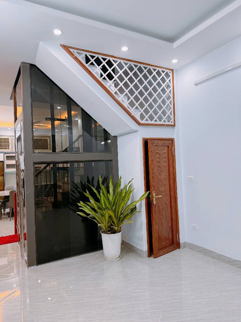 Bán nhà riêng 5 tầng có thang máy khu Kim Đồng, diện tích 47.5m², pháp lý rõ ràng