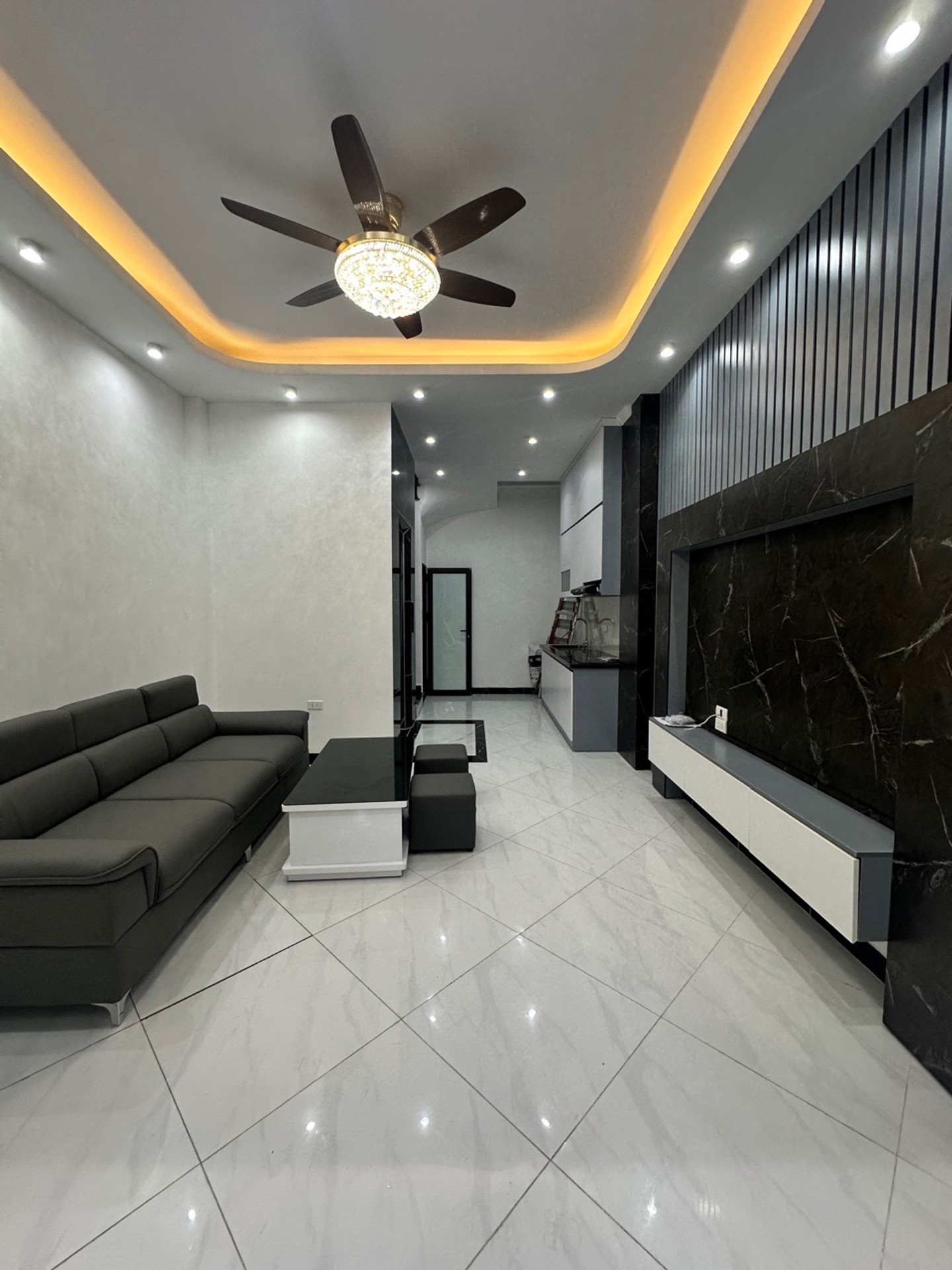 B.ÁN NHÀ ĐẸP KHƯƠNG ĐÌNH- 6 TẦNG THANG MÁY