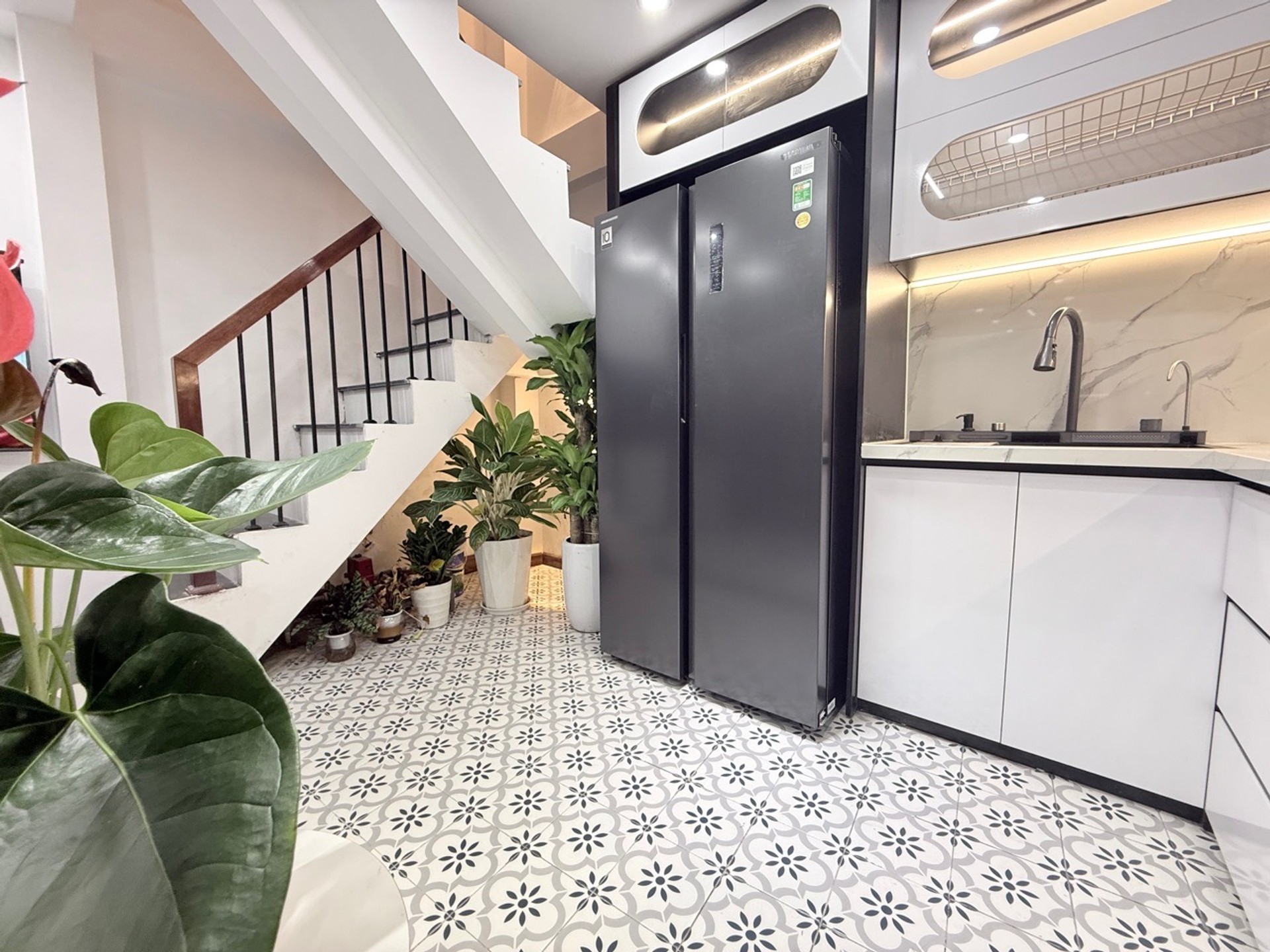 BÁN NHÀ 5 TÀNG GẦN VIỆN BẠCH MAI HÀ NỘI GIÁ RẺ