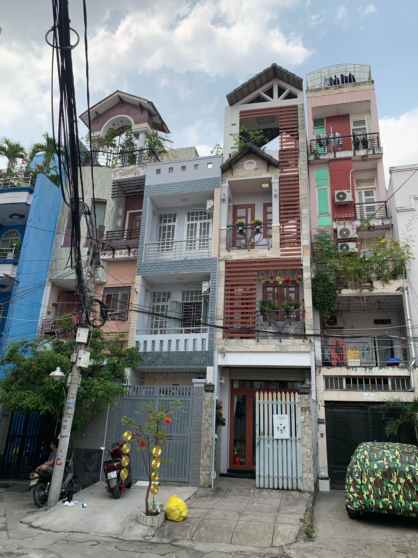 Nhà 3 tầng, 4 phòng ngủ, Quận 10, giá 12,3 tỷ