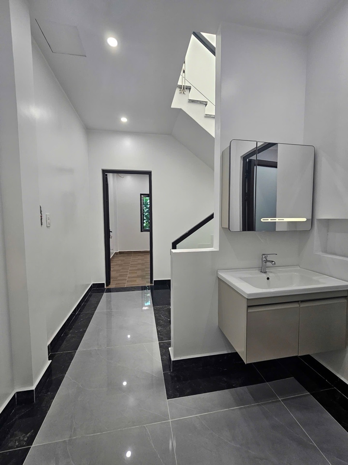 Bán nhà 3 tầng hướng Đông Nam, diện tích 54,1m² tại An Chân – Sở Dầu
