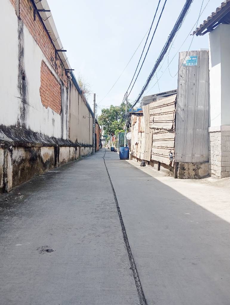 Bán nhà Hồ Học Lãm Phường An Lạc, Quận Bình Tân, hẻm xe hơi diện tích 154.3m2 mặt tiền 6m