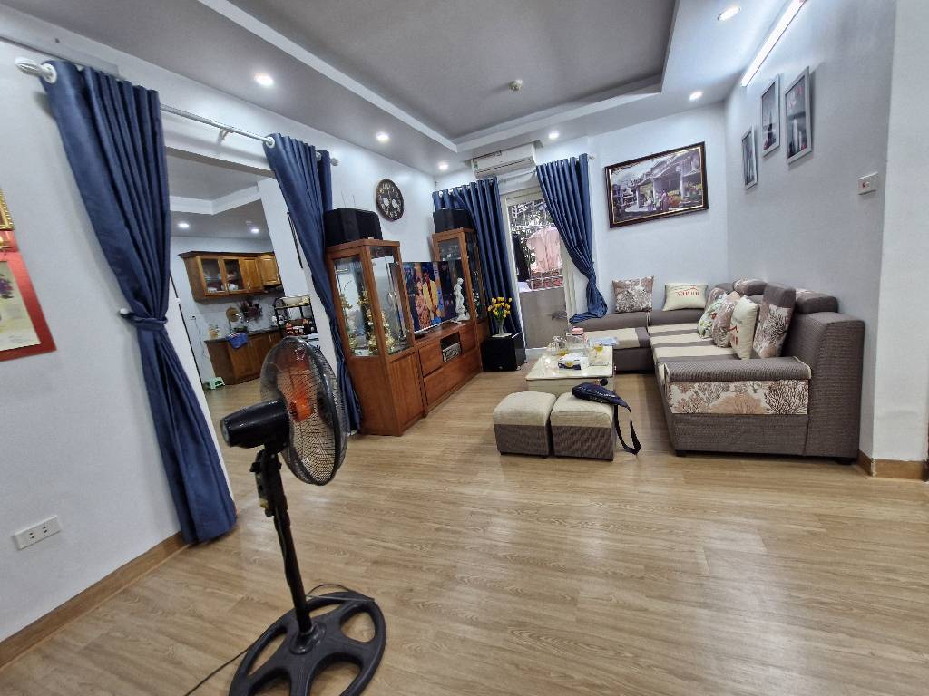 Căn hộ dịch vụ cao cấp cạnh Hồ Tây với không gian rộng thoáng