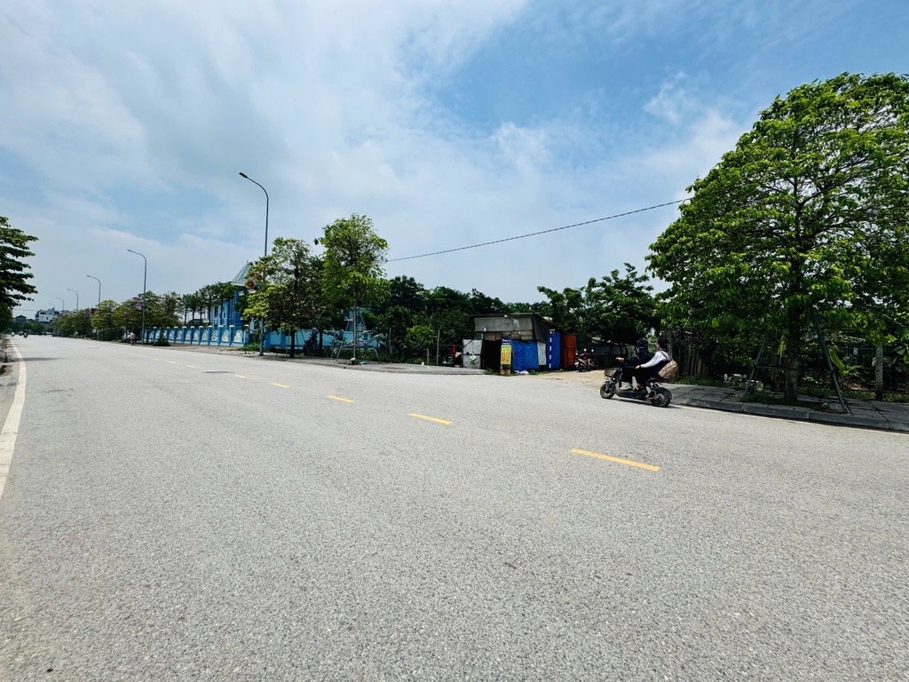 🌺 KCN ĐÔNG ANH 300HA - ĐƯỜNG THÔNG OTO - CÁCH TRỤC CHÍNH 50M 🌺
Xuân Nộn, Đông Anh, Hà Nội
