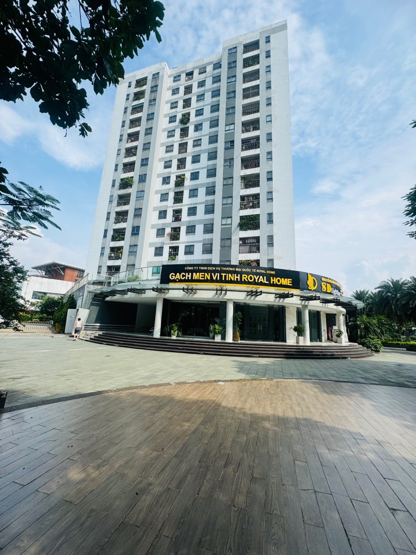 Căn góc 2PN chung cư NO-08 Giang Biên, view rộng thoáng