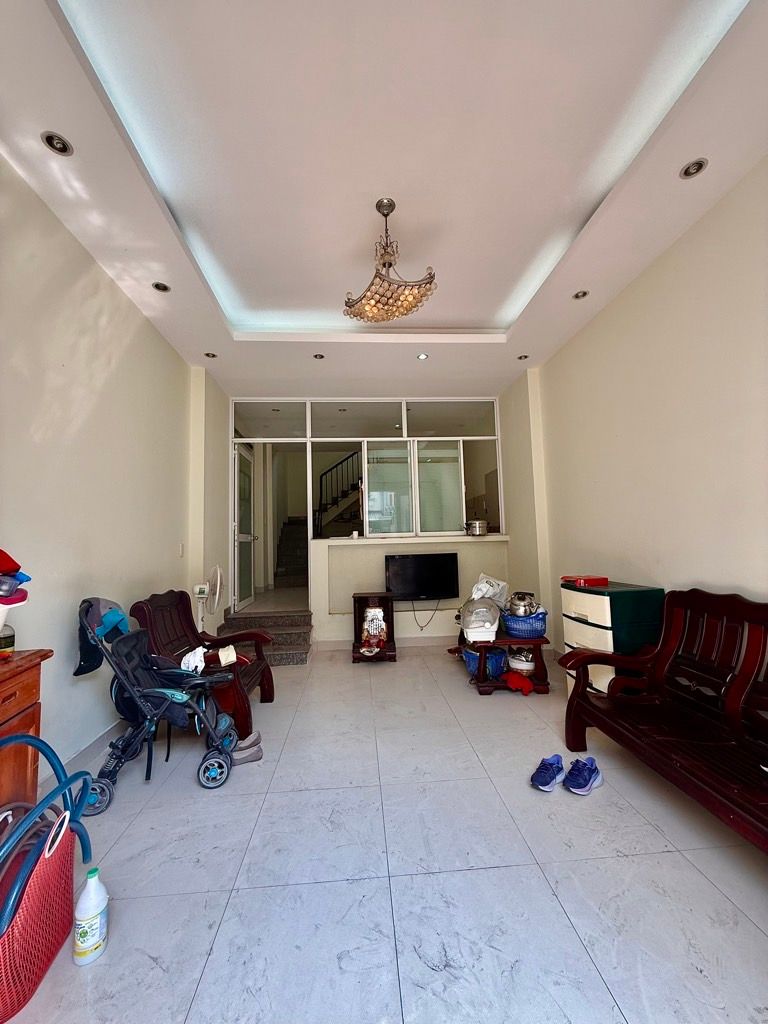 Bán nhà 3 tầng kiên cố tại Tân Hòa Đông, giáp Quận 6, hẻm xe hơi