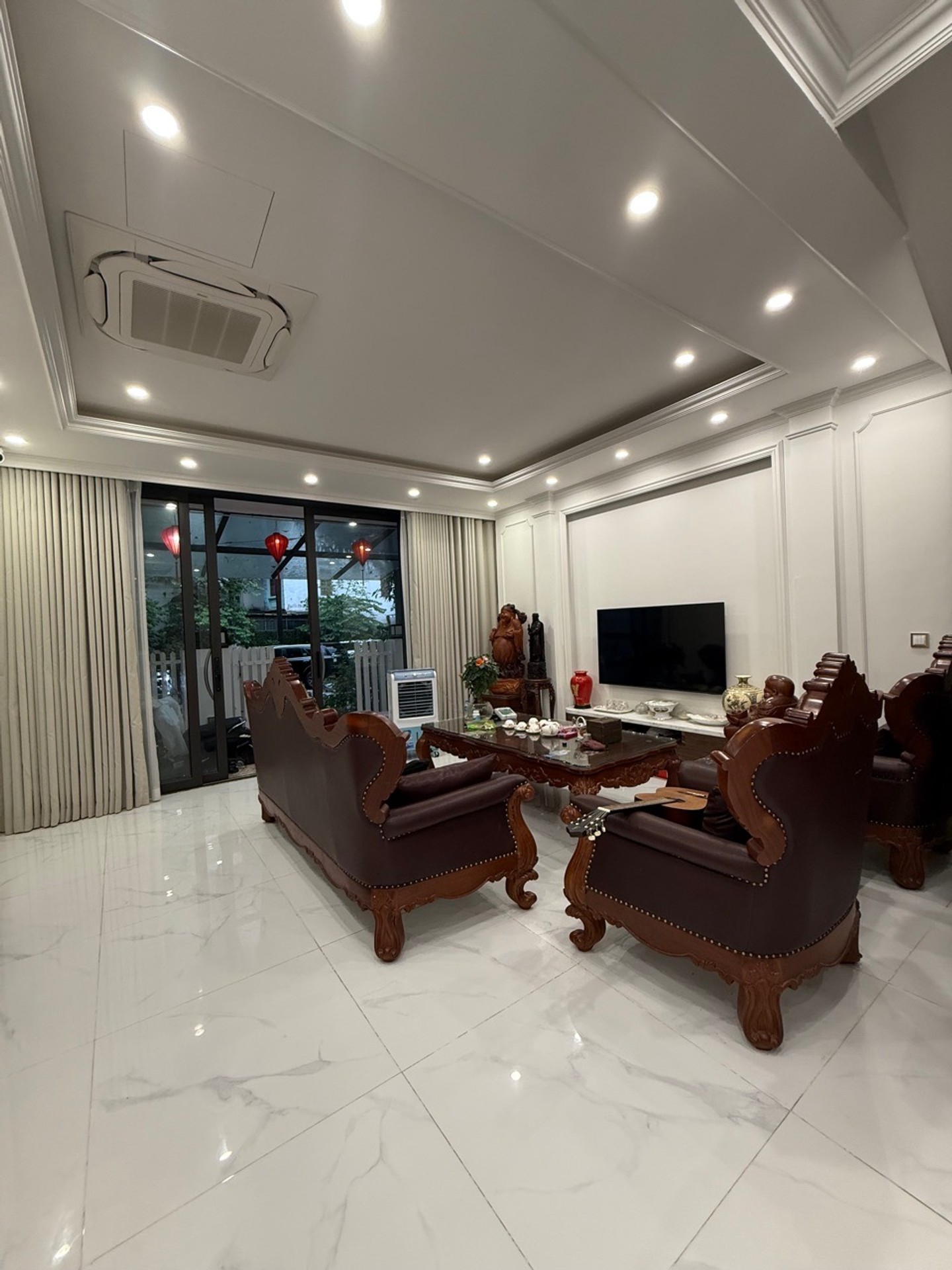 Bán nhà phân lô 4 tầng có thang máy tại Ba Đình, diện tích 103.6m2