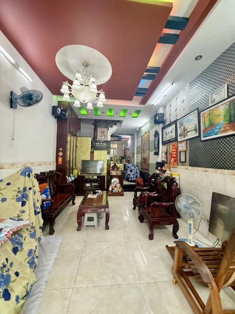 Bán nhà riêng 4 tầng 5PN hẻm xe tải phường Hòa Thạnh, Tân Bình, giá 15 tỷ