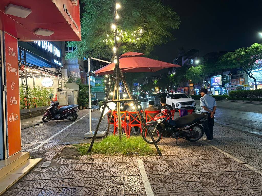 Cơ hội hiếm có sở hữu nhà mặt phố Nguyễn Văn Cừ, vị trí đắc địa kinh doanh đỉnh