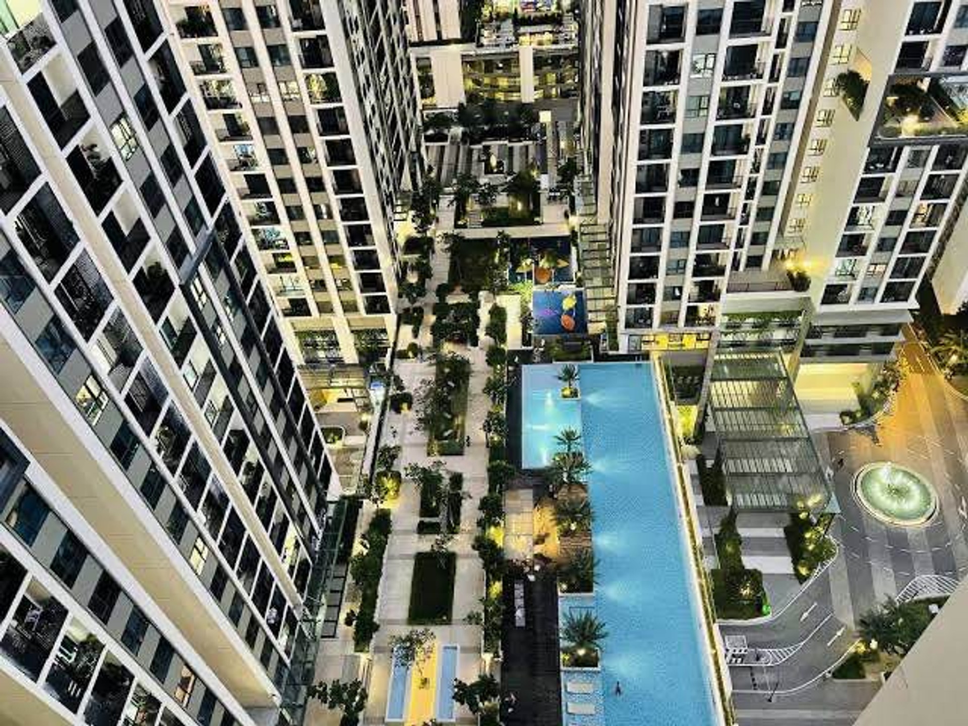 Bán căn hộ 3 phòng ngủ tại quận 10, Hà Đô Centrosa