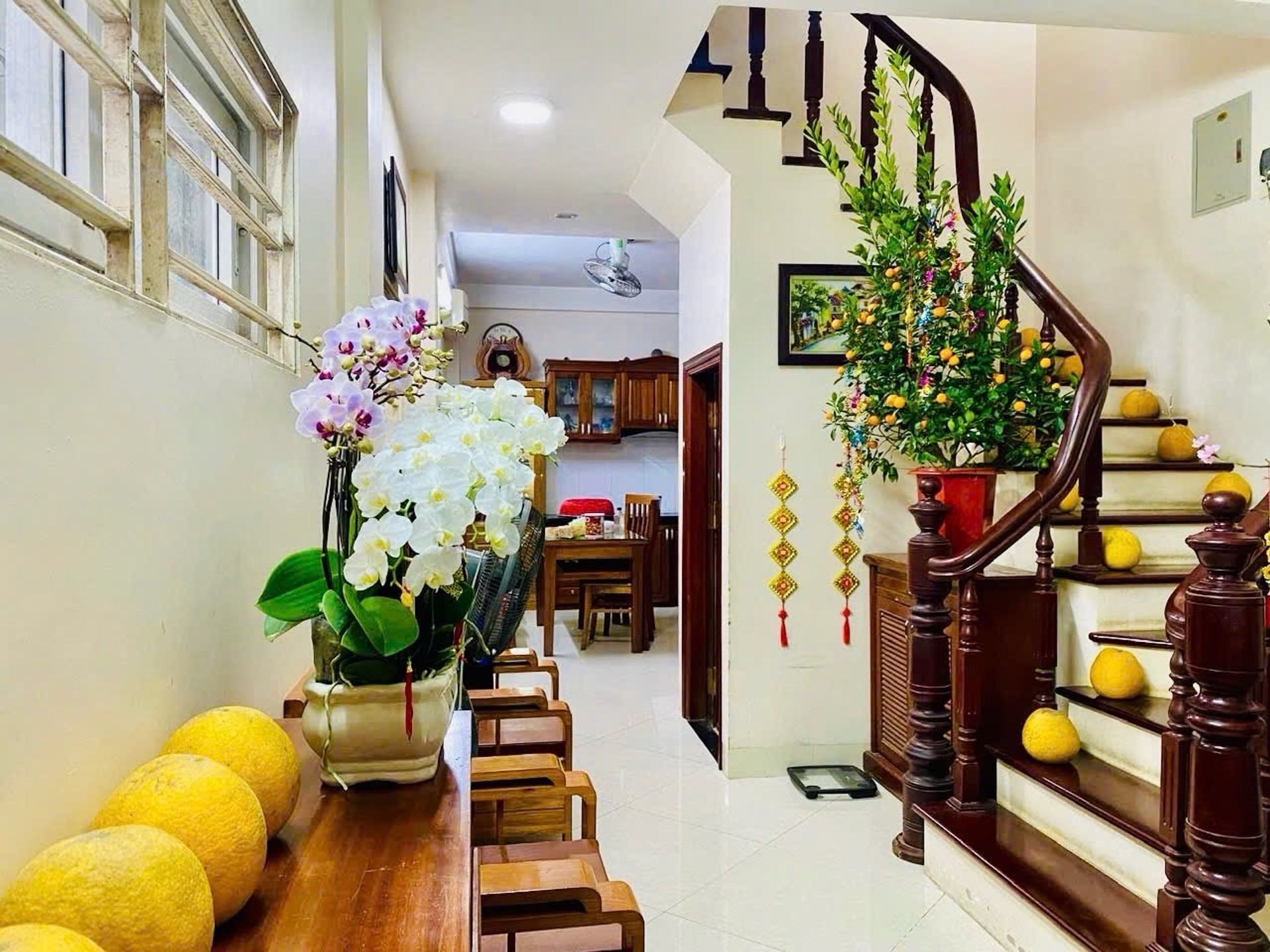 Cơ hội hiếm có: Nhà lô góc 4 tầng tại Ngọc Hồi, sổ đỏ chính chủ
