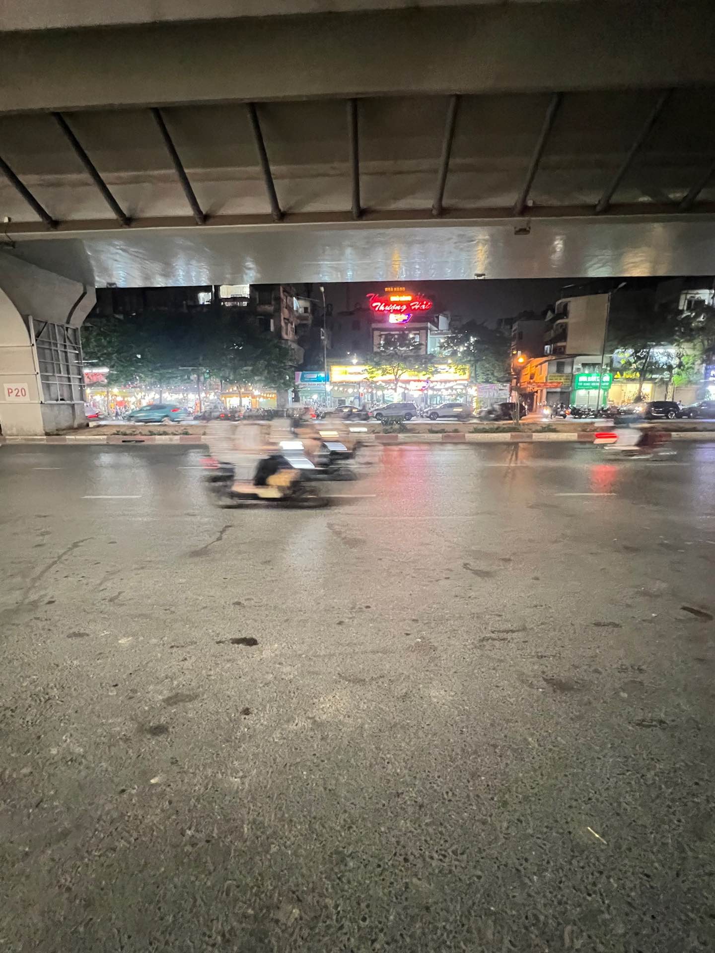 Nhà đẹp quận Hai Bà Trưng, gần phố Minh Khai, tiện kinh doanh