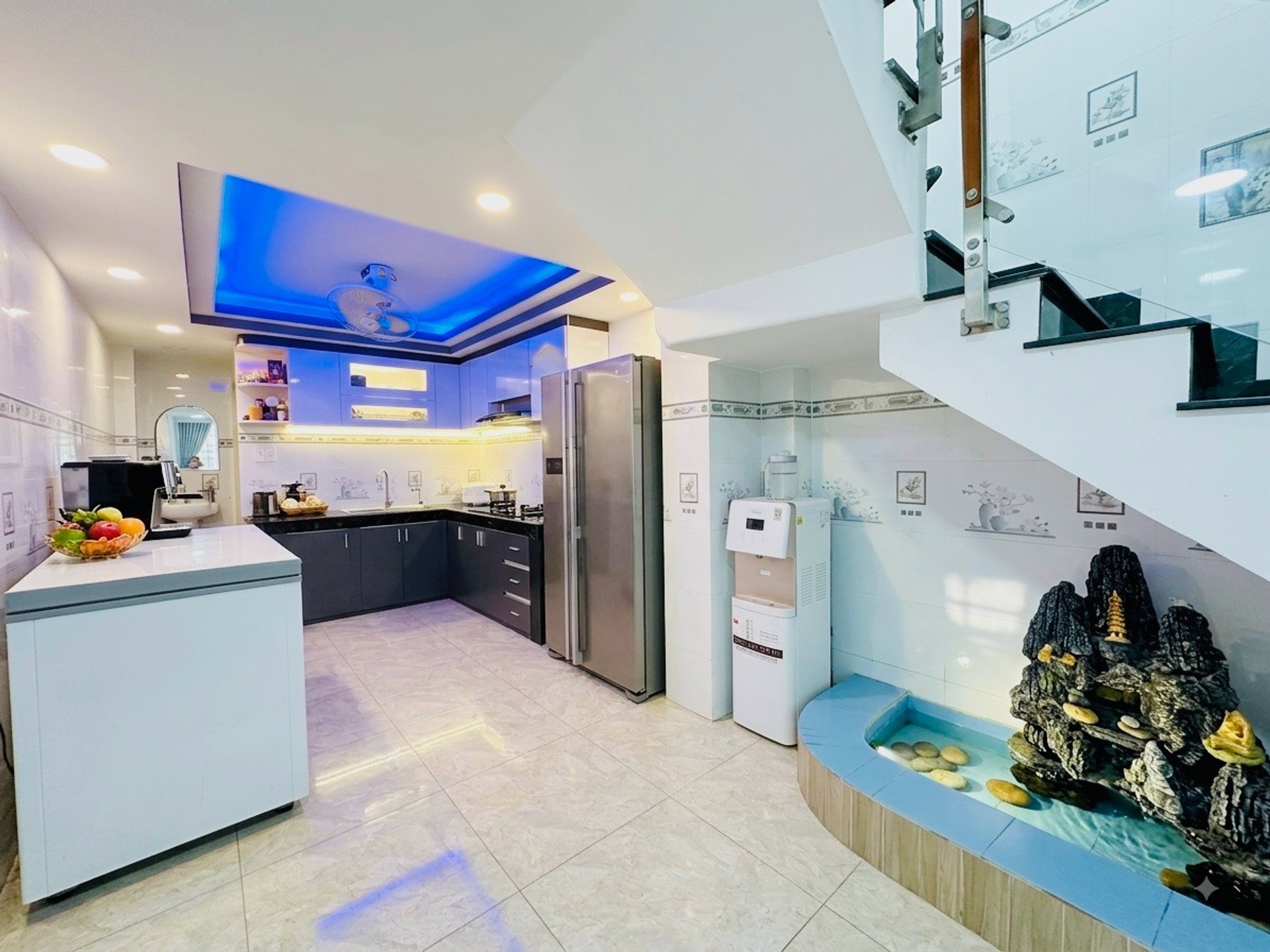 Bán nhà 5 tầng 45m2 tại Tân Bình giá 6.95 tỷ