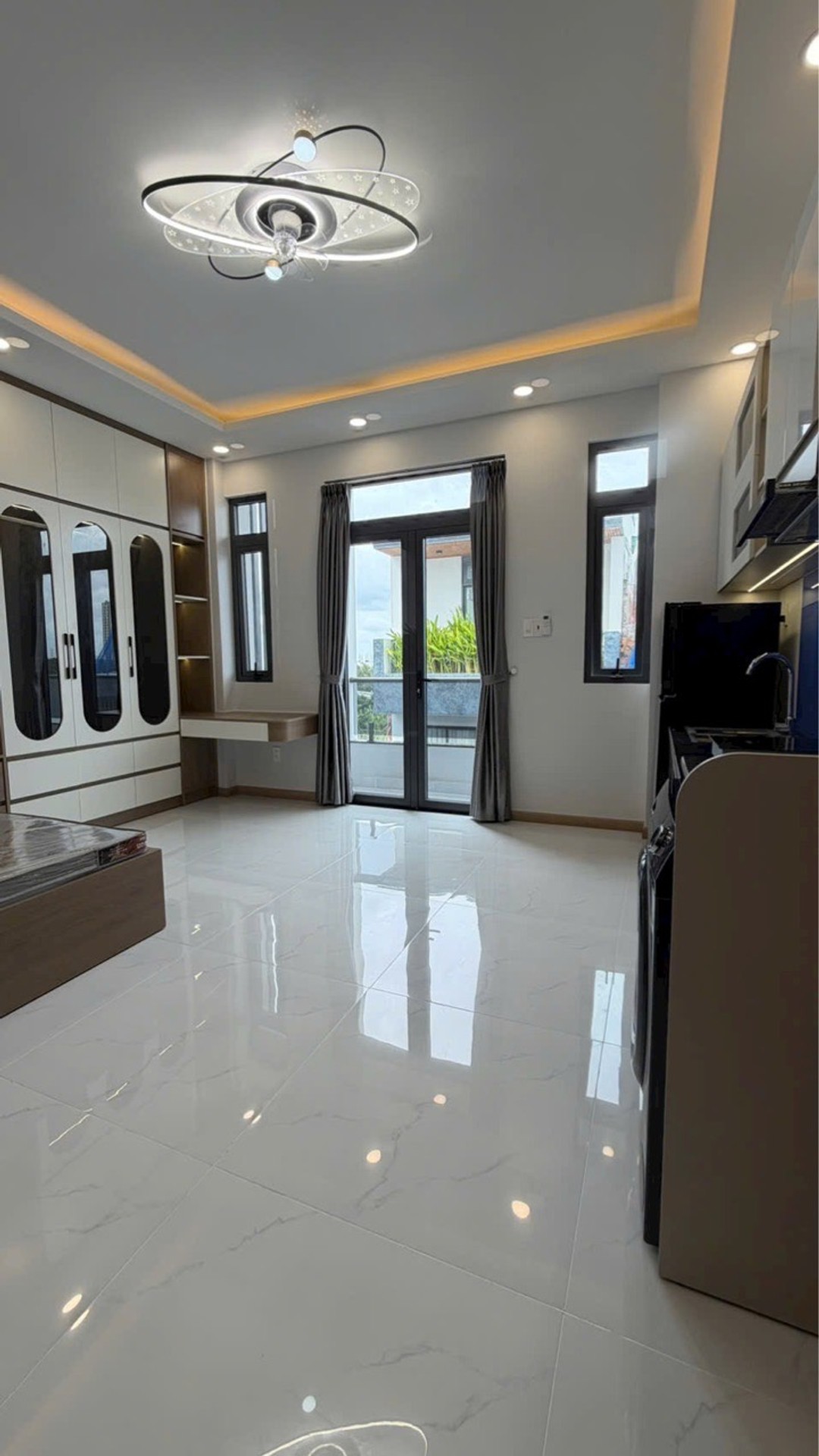 nhà 5 tầng thang máy KDC Hoàng Quốc Việt, 11 phòng khép kín, Q7 - LH 0934 194 634