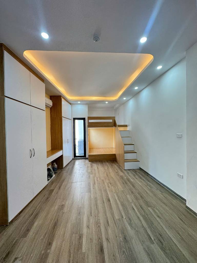 Bán chung cư mini 8 tầng tại Phương Liệt với 11 phòng khép kín, thang máy, gần hồ điều hòa