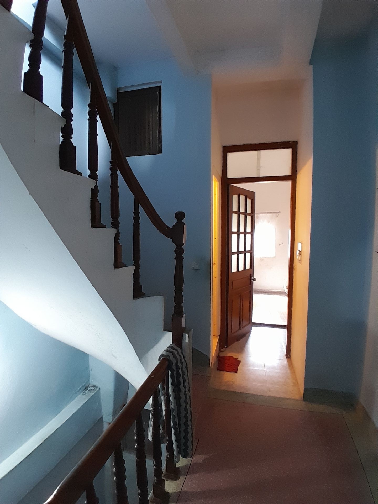 Bán gấp nhà riêng phố Tôn Đức Thắng - Diện tích 31.1m2, 4 tầng , khu vực nhiều tiện ích - giá rẻ