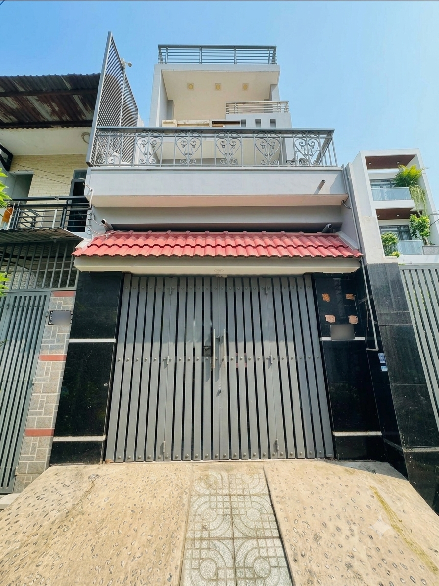 🔥 BÁN NHÀ VỊ TRÍ ĐẸP NGAY CHỢ LẠC QUANG – QUẬN 12 – HẺM Ô TÔ 5M - HƠN 6TỶ