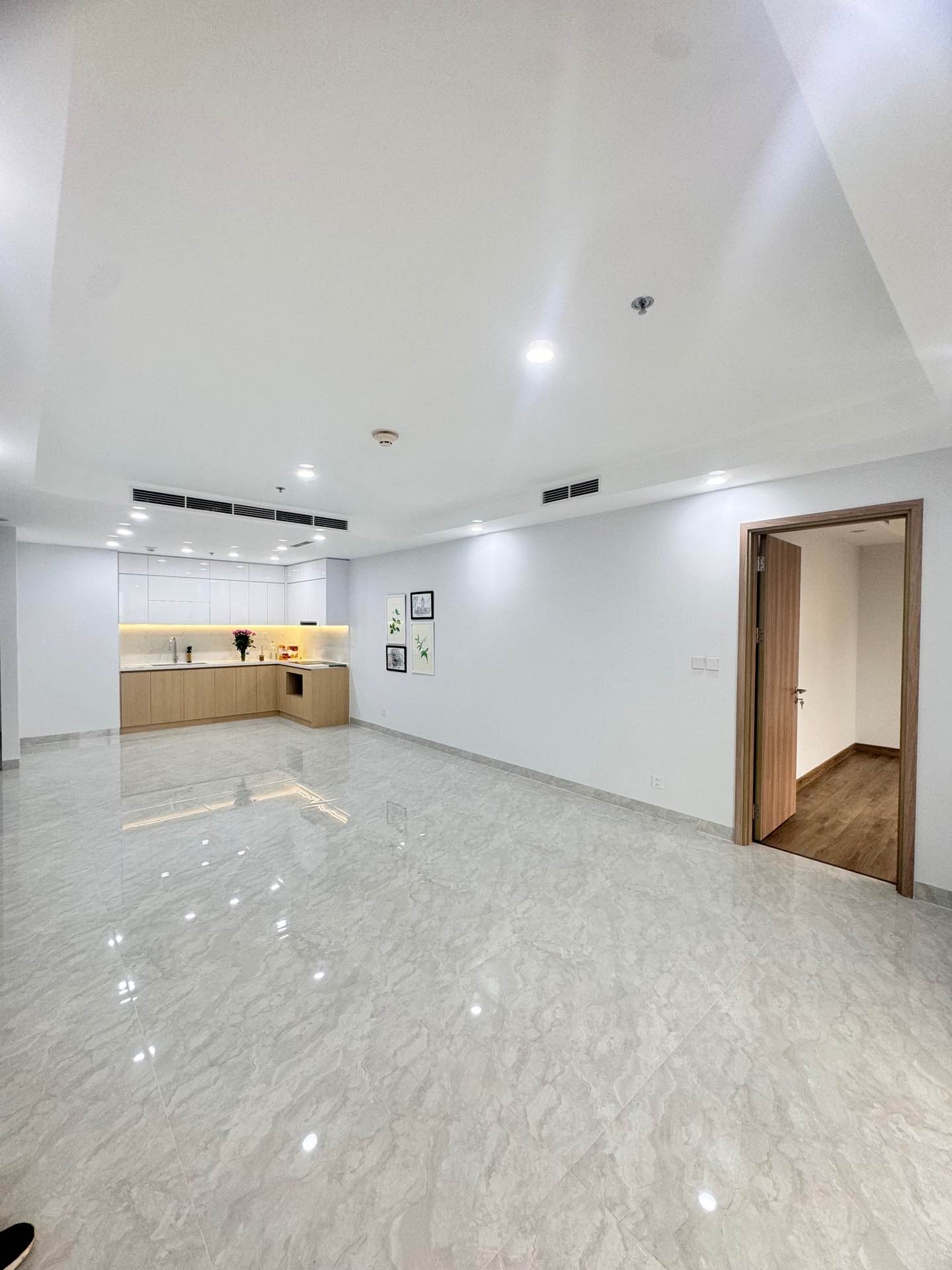 Căn hộ góc 2 phòng ngủ tại khu vực Hồ Tây đẳng cấp