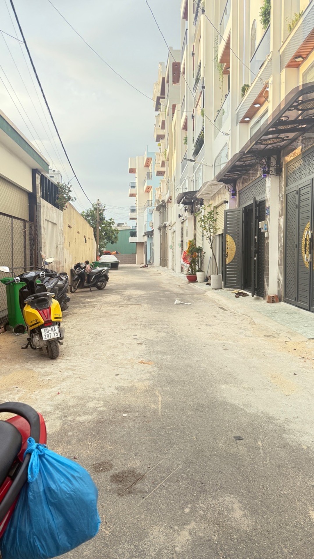 Nhà mới 3 tầng khu dân cư Vĩnh Lộc, hẻm xe hơi rộng, chỉ hơn 5 tỷ