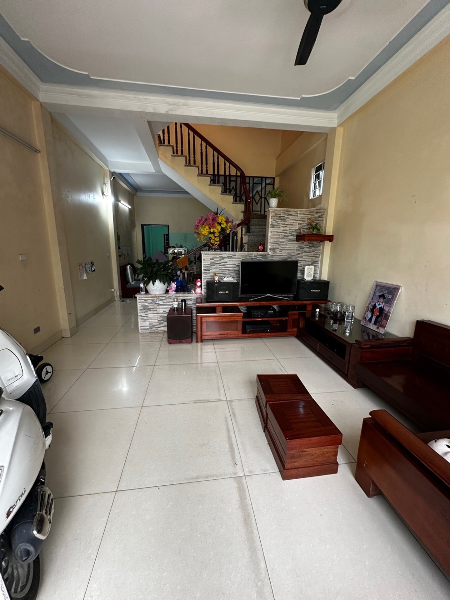 Bán nhà riêng 3 tầng tại Bắc Hồng, Đông Anh, diện tích 59.6m2, pháp lý sổ đỏ riêng