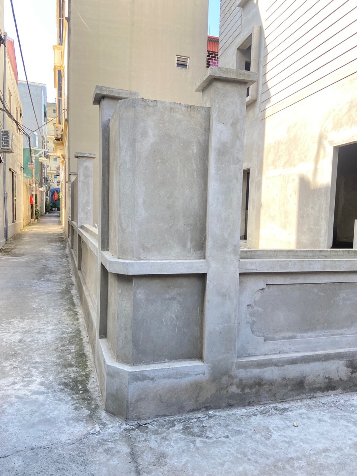 Bán nhà riêng 50m2 ô tô qua, khu Long Biên giá 8.5 tỷ