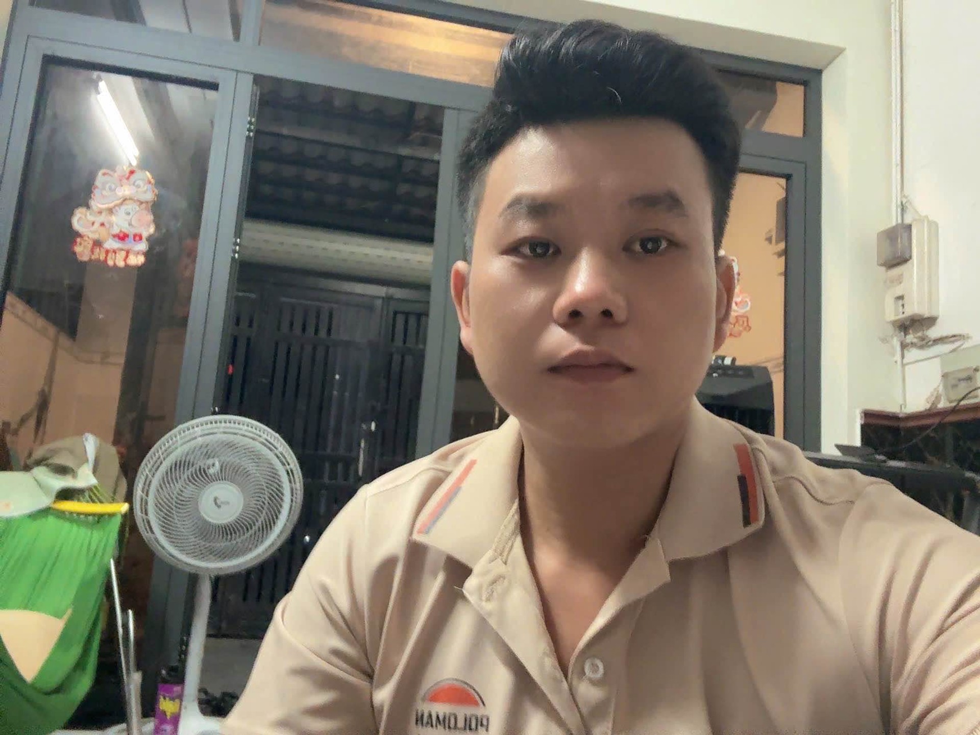 Cơ Hội Vàng Sở Hữu Nhà 3 Tầng Ô Tô Vào Nhà Tại Hương Lộ 2 Với Giá Tốt
