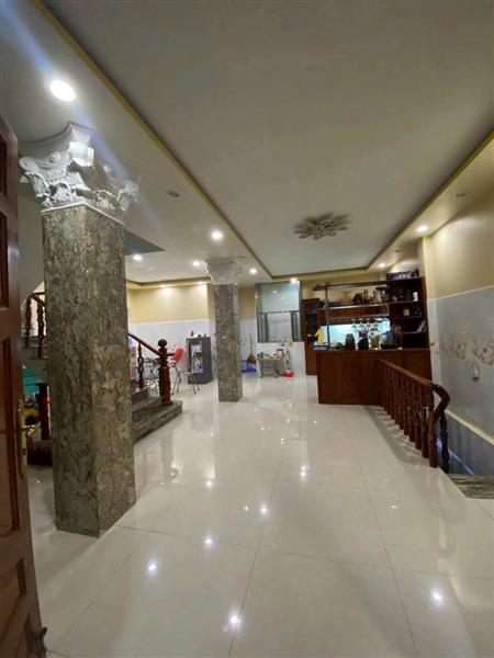 Bán nhà mặt phố 5 tầng An Dương Vương phường 16, quận 8, 106m2, mặt tiền 8m,