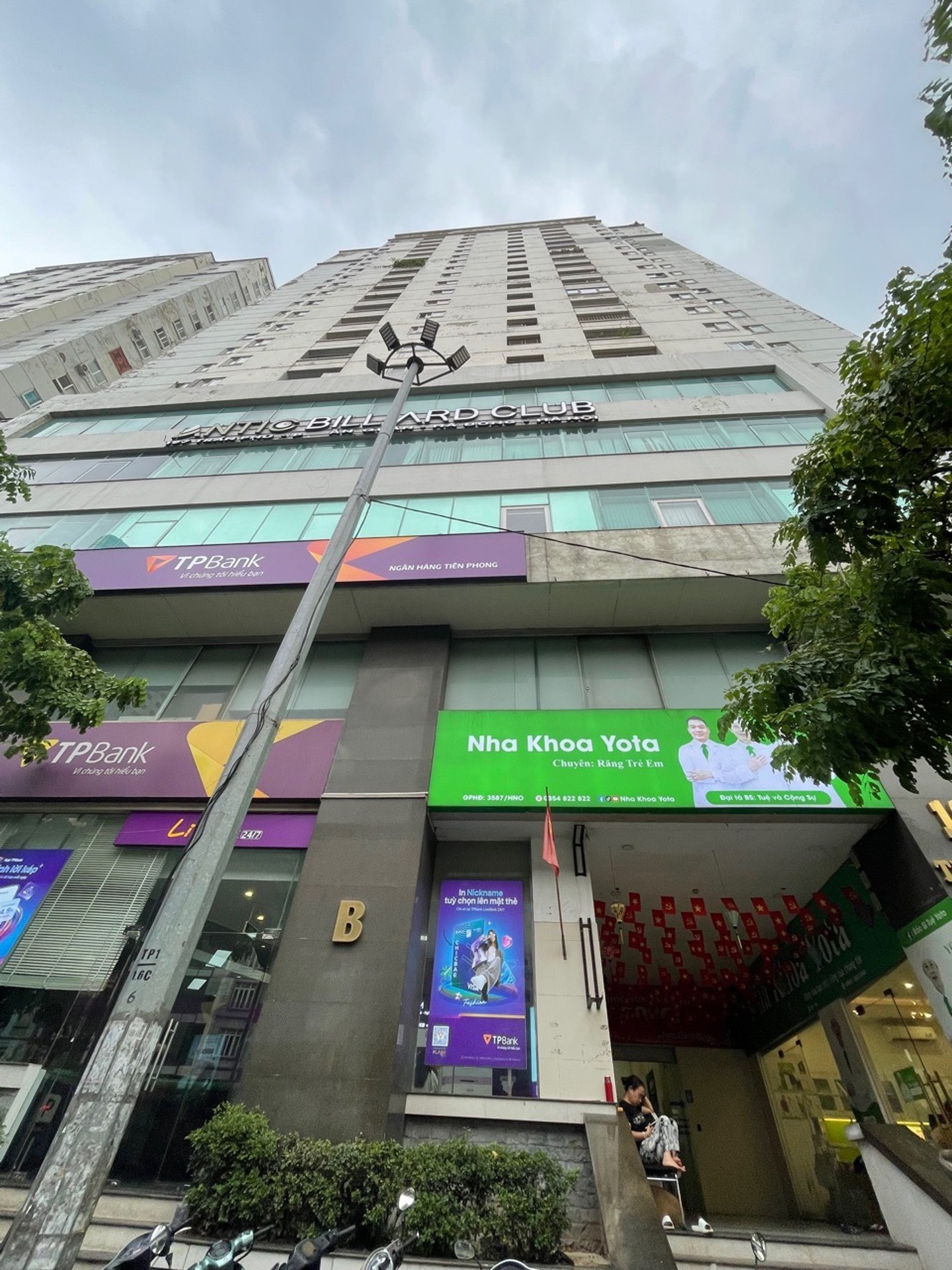 Bán nhanh CC Văn Quán - SKYLINE CAO CẤP - 3 Ngủ - View Hồ
