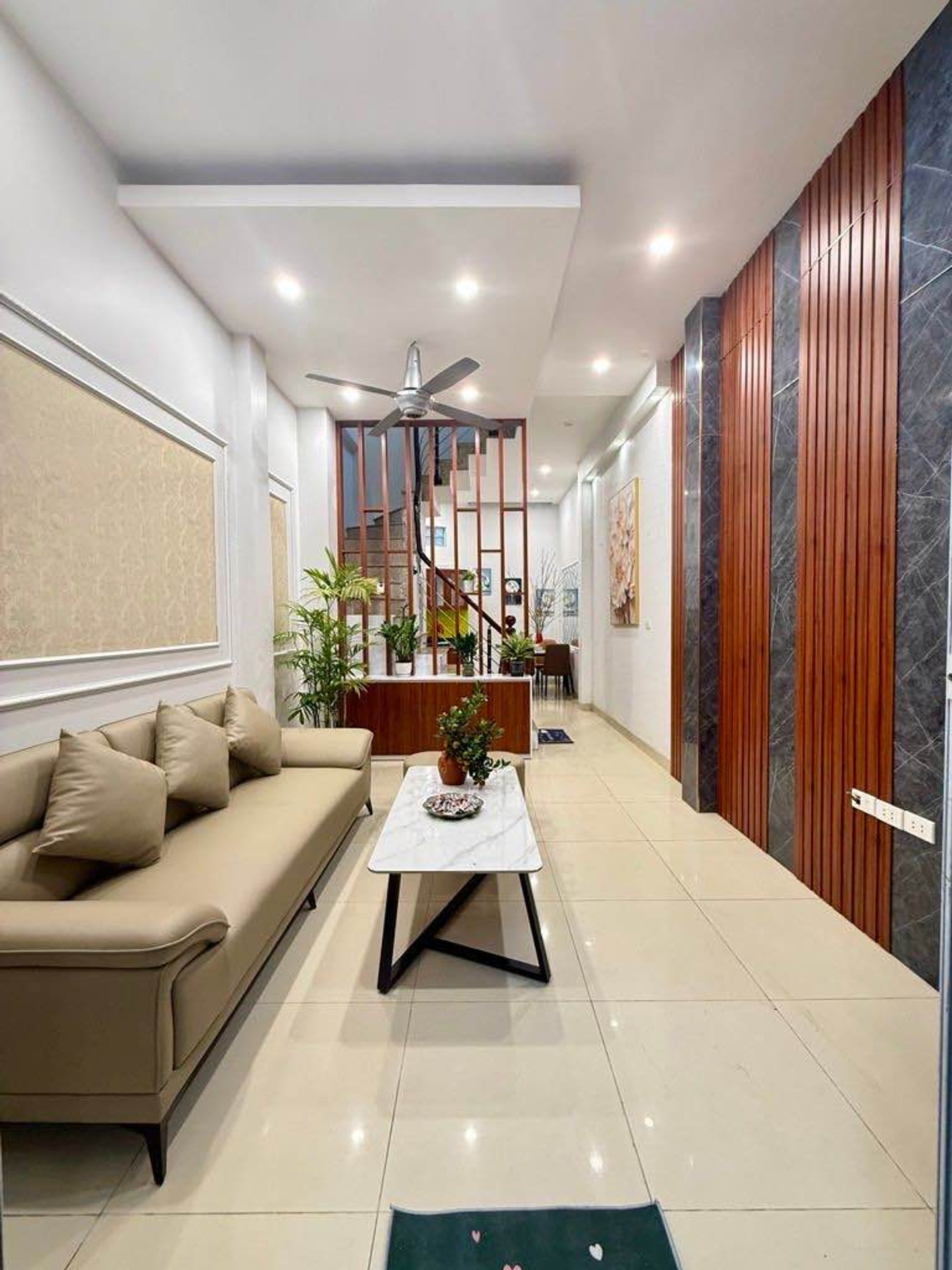 Nhà lô góc 3 mặt ngõ Định Công Hạ - cơ hội sở hữu hiếm có