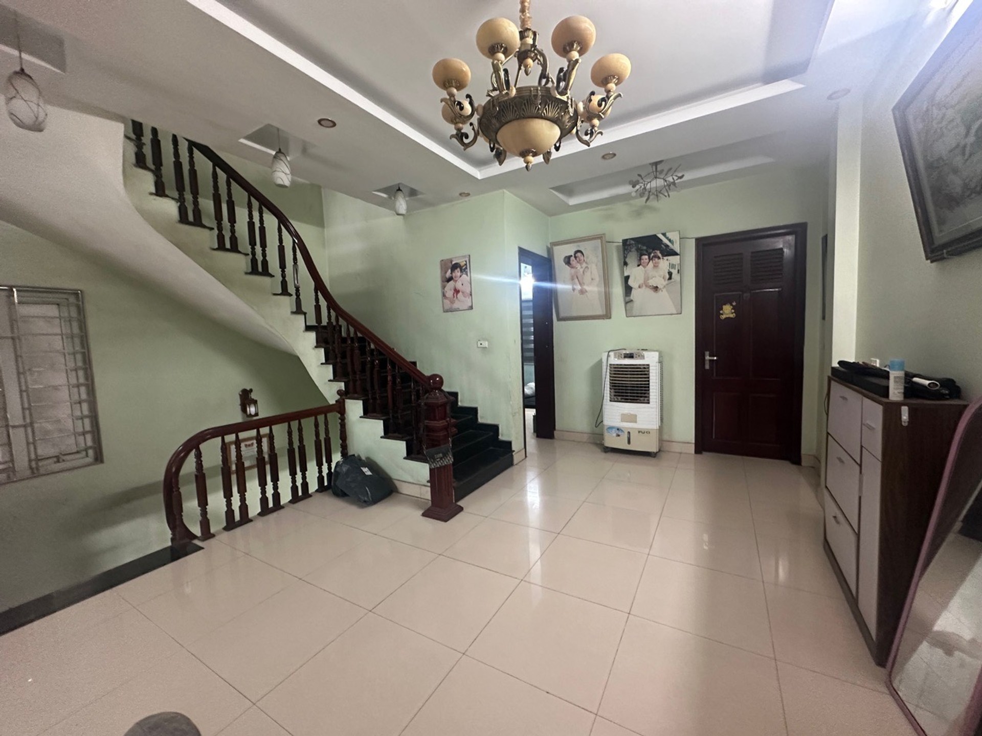 Bán nhà mặt phố Vân Trì Vân Nội 90m² MT6m lô góc 3 mặt thoáng, vỉa hè rộng kinh doanh sầm uất