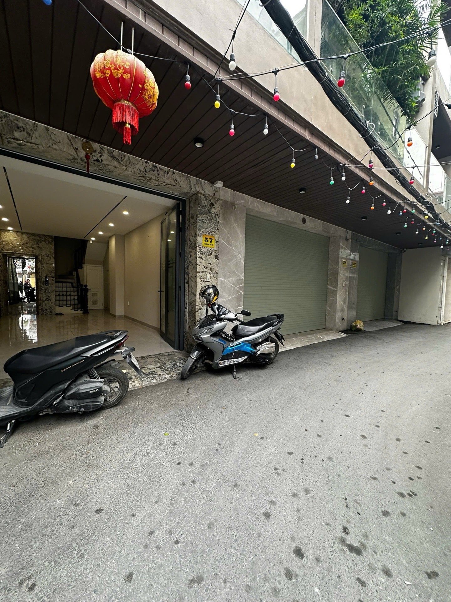 HẠ CHÀO 1 TỶ

SIÊU PHẨM LÀN 2 PHỐ HỒNG TIẾN 6 TẦNG THANG MÁY , GARA Ô TÔ 7 CHỖ NGÕ THÔNG CÁC NGẢ