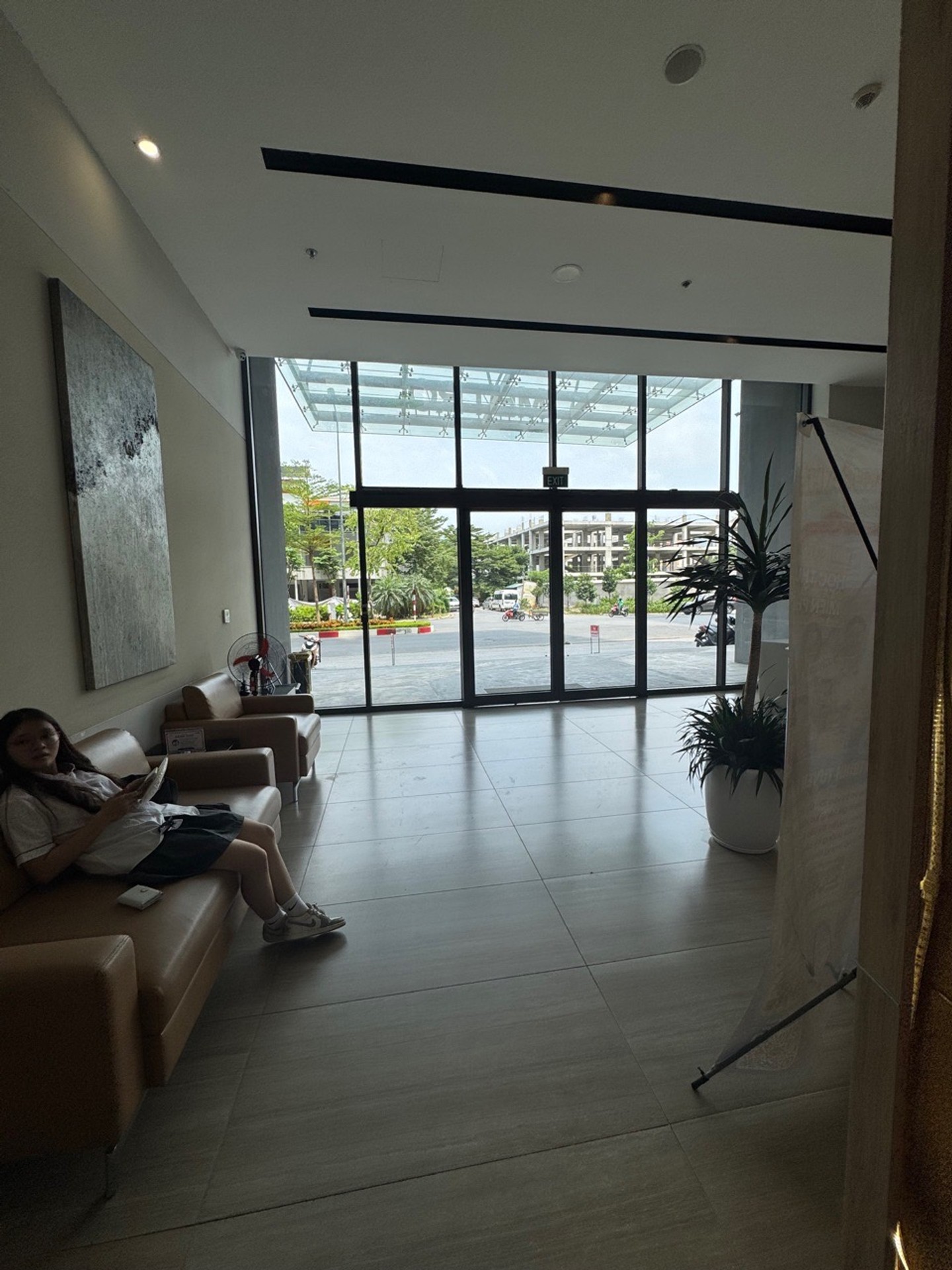 Bán chung cư xuân la Tây Hồ, 84m2, 2 phòng ngủ, giá 10.5 tỷ
