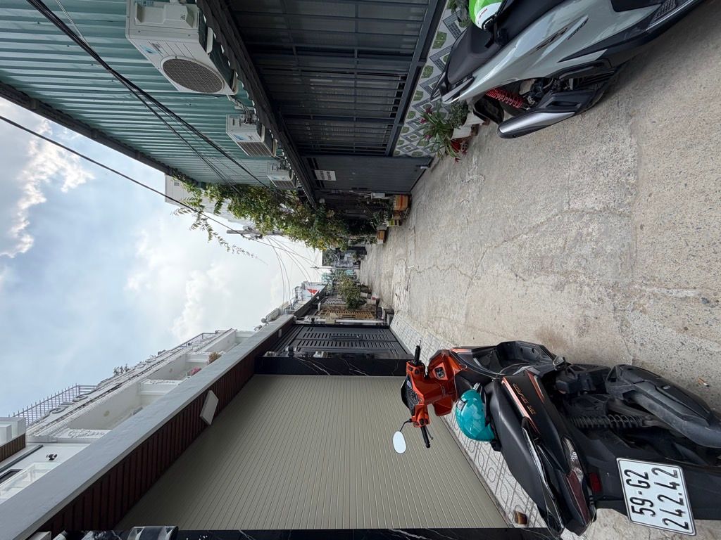 Bán đất 267.6m2 mặt tiền 8m tại Nhà Bè giá 10.9 tỷ