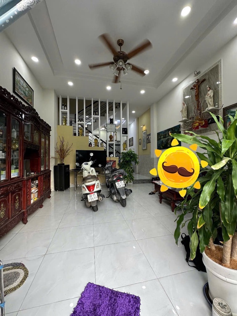 Gấp bán giảm ngay 510tr còn 4.99ty,3 tầng,5x18 ,Xuân Thới Sơn gần Nguyễn Văn Bứa với QL22, hẻm ô tô