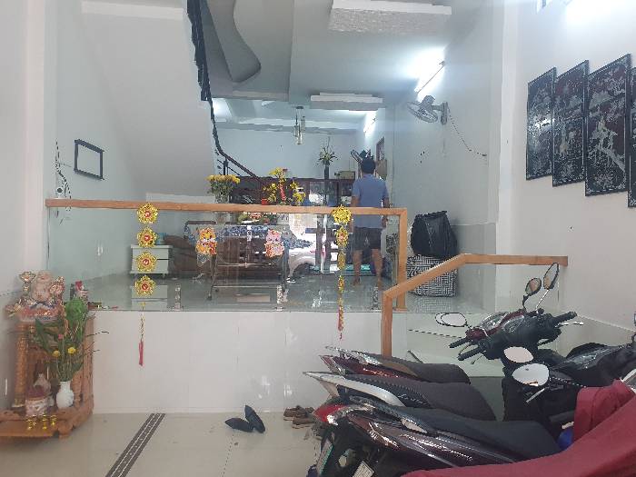 Nhà góc 2 mặt tiền trung tâm Quận 8, gần Quận 1 và 5