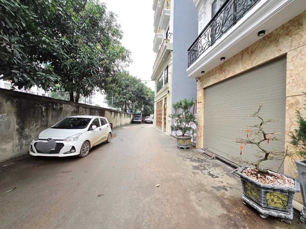BÁN NHÀ PHÚC LỢI 45M2- 6 TẦNG THANG MÁY - Ô TÔ TRÁNH ĐỖ - VIEW CHUNG CƯ