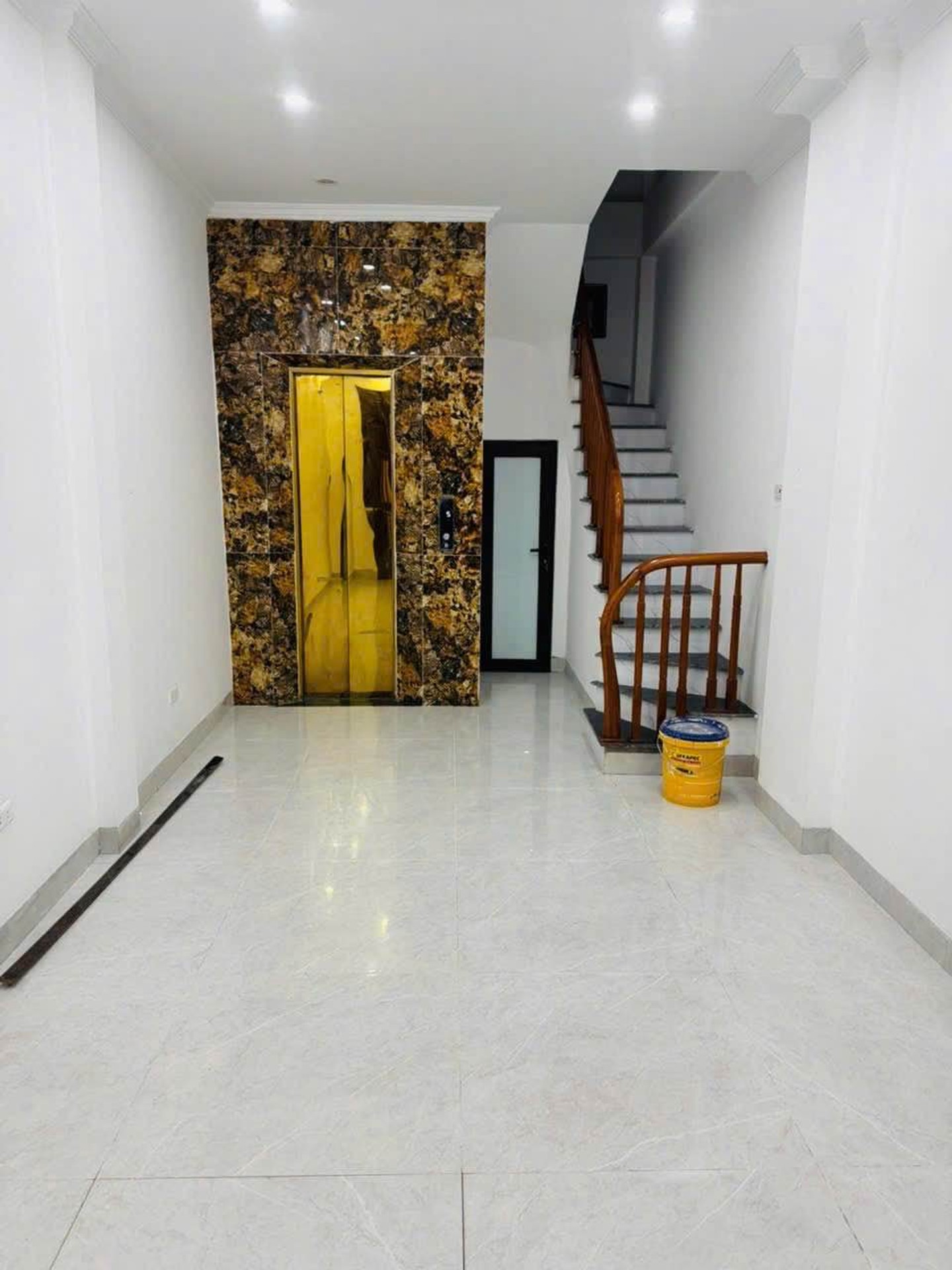 BÁN NHÀ RIÊNG 5 TẦNG - THANG MÁY - PHAN ĐÌNH GIÓT - HÀ ĐÔNG Ô TÔ ĐỖ CỬA NGÕ THÔNG.