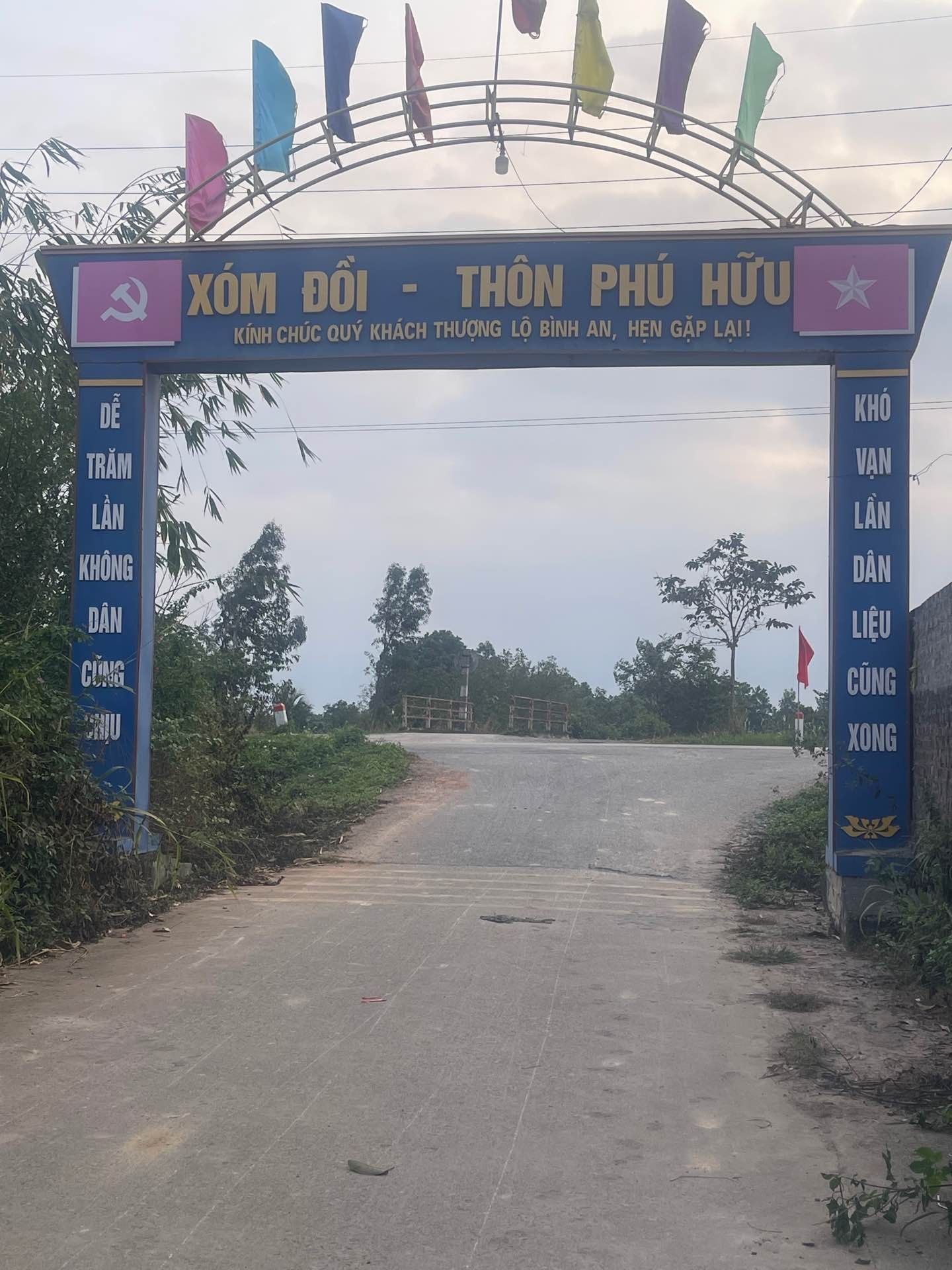 Bán đất lô góc Phú Hữu, Minh Phú, đường rộng ô tô tránh, diện tích 338,5m²
