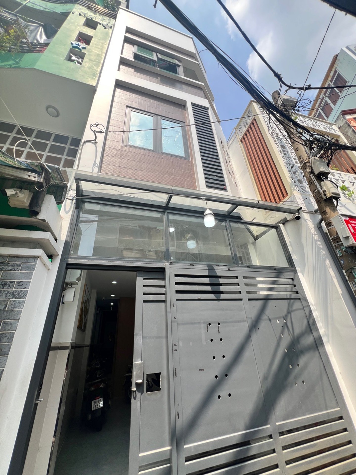 Bán nhà 4 tầng, 48m2, 5 phòng ngủ tại quận Tân Bình, giá 7.8 tỷ