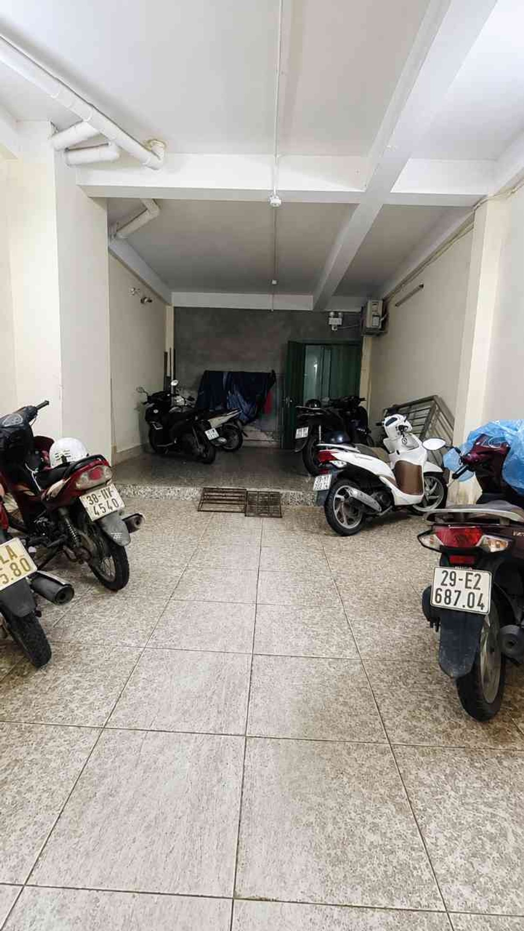 Bán nhà riêng 5 tầng 77m2 tại Bằng Liệt, có 12 phòng, ô tô đỗ cửa