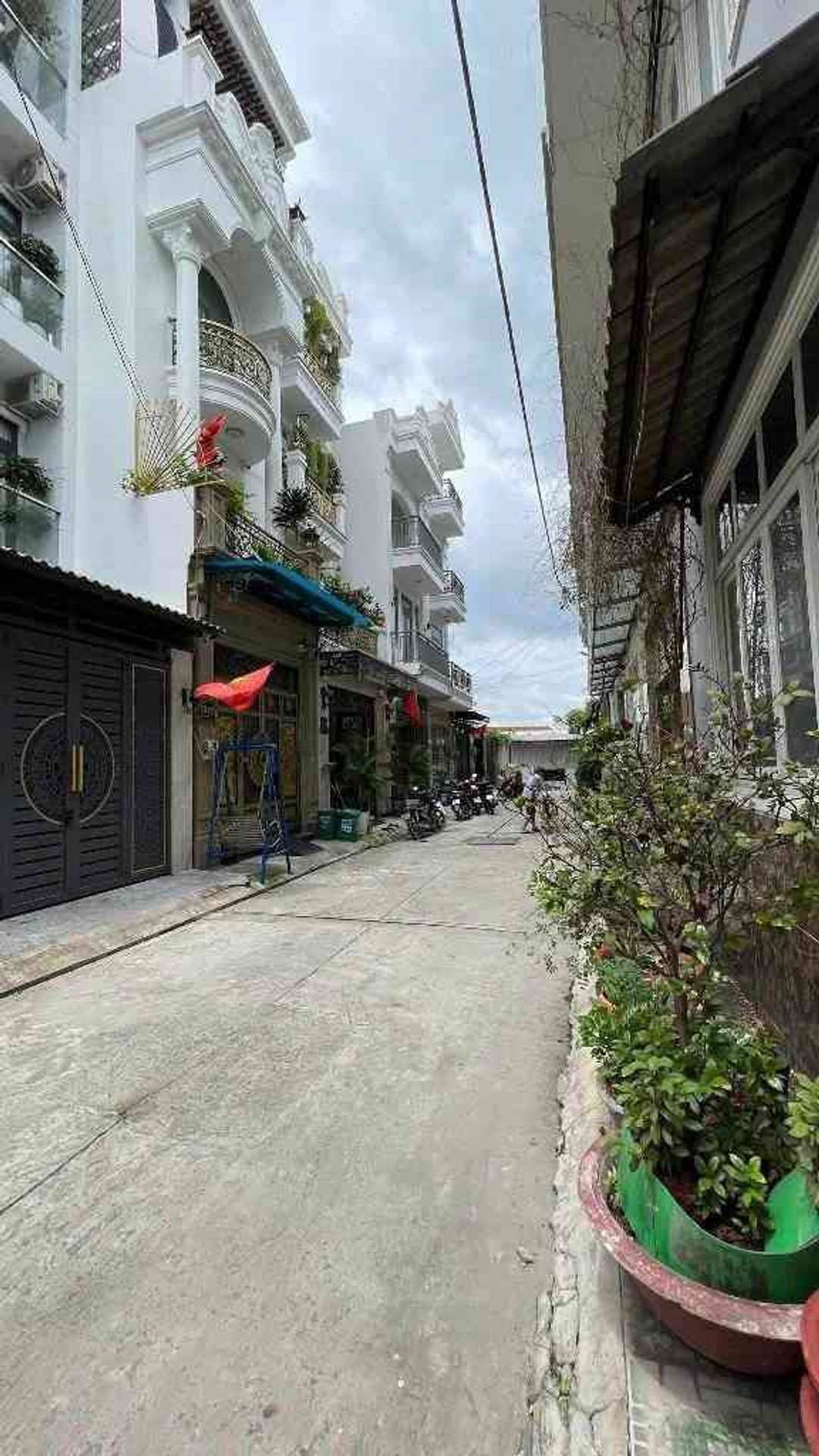 Bán nhà 4 tầng kiên cố, mặt tiền 8m tại Bình Tân, diện tích 54m² với giá ưu đãi